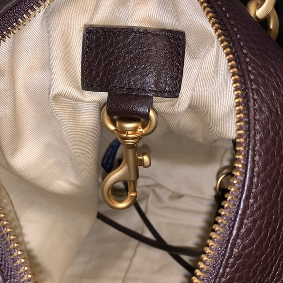 NWOT genuine leather brown pebbles Alexis Hudson Handbag gold toned hardware - Picture 16 of 16